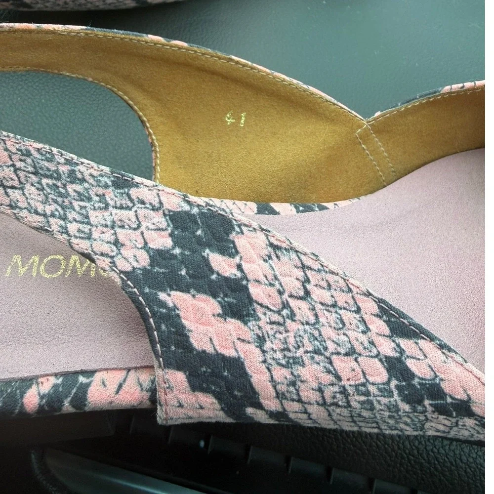 Momoc Women's Guadalquivir Pink/Black Python Print Pointed Toe Sling Back Flats
